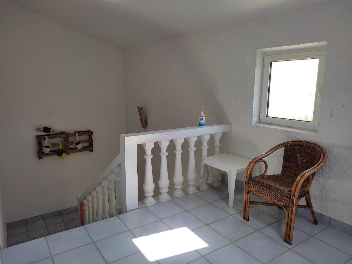 Apartment Arba 1 With Heated Pool Rab Town Exterior foto